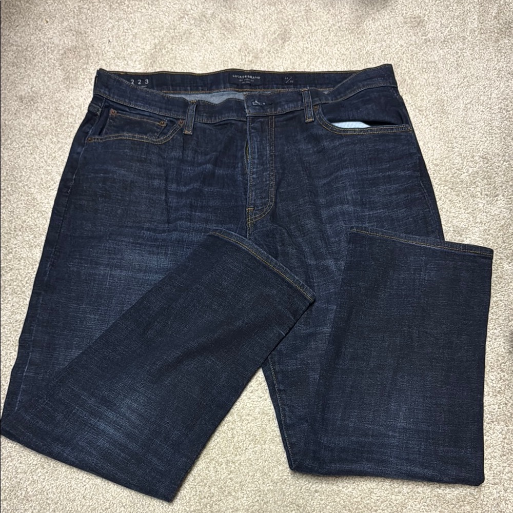 Men’s Lucky Brand straight jeans